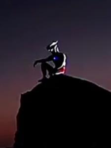 赛罗:蓝色披风的少年